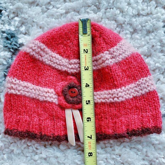 Girls Knitted Hat (A137) - Picture 6 of 7